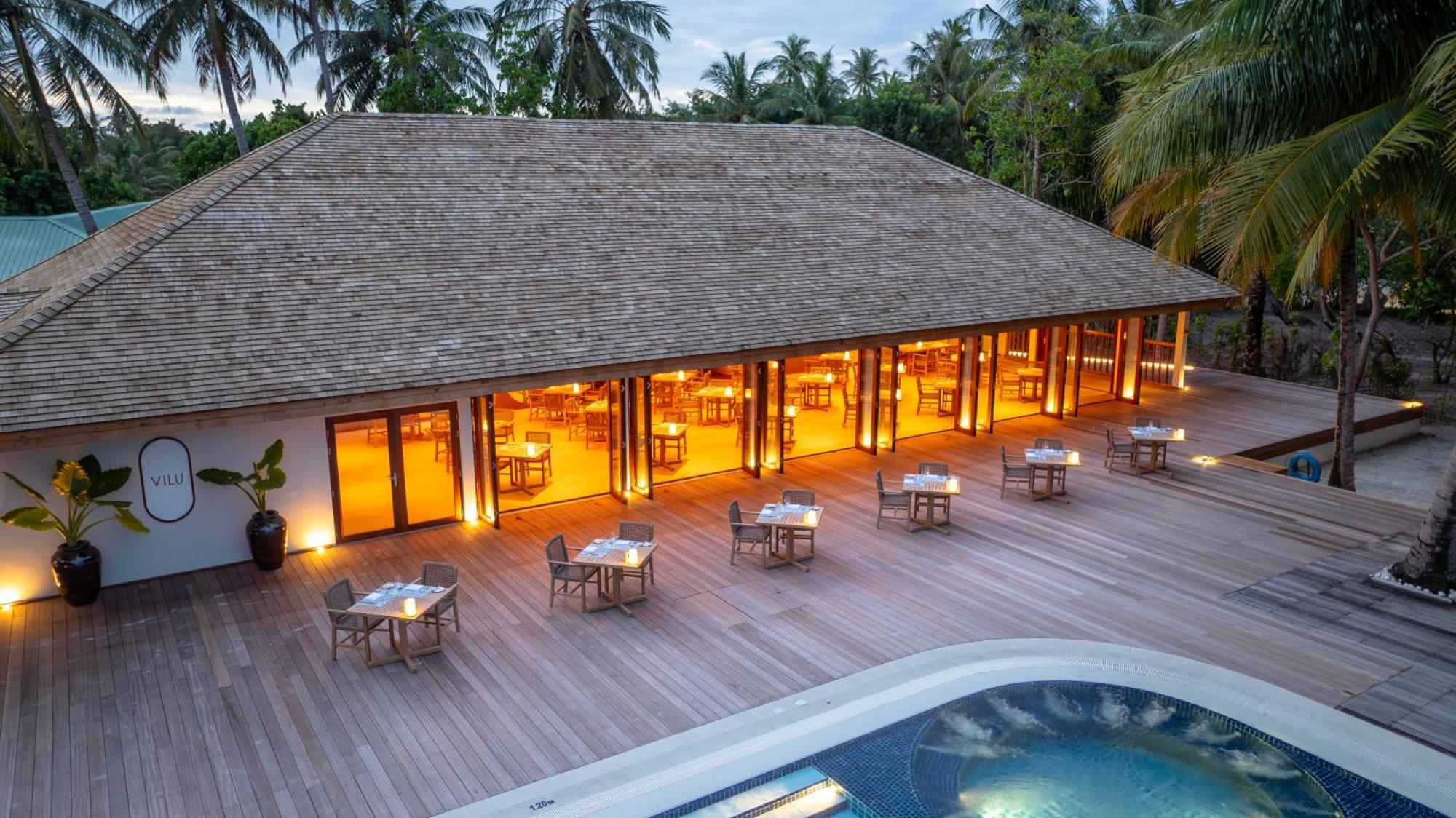 Meeru Maldives Resort Island Dhiffushi Exterior photo