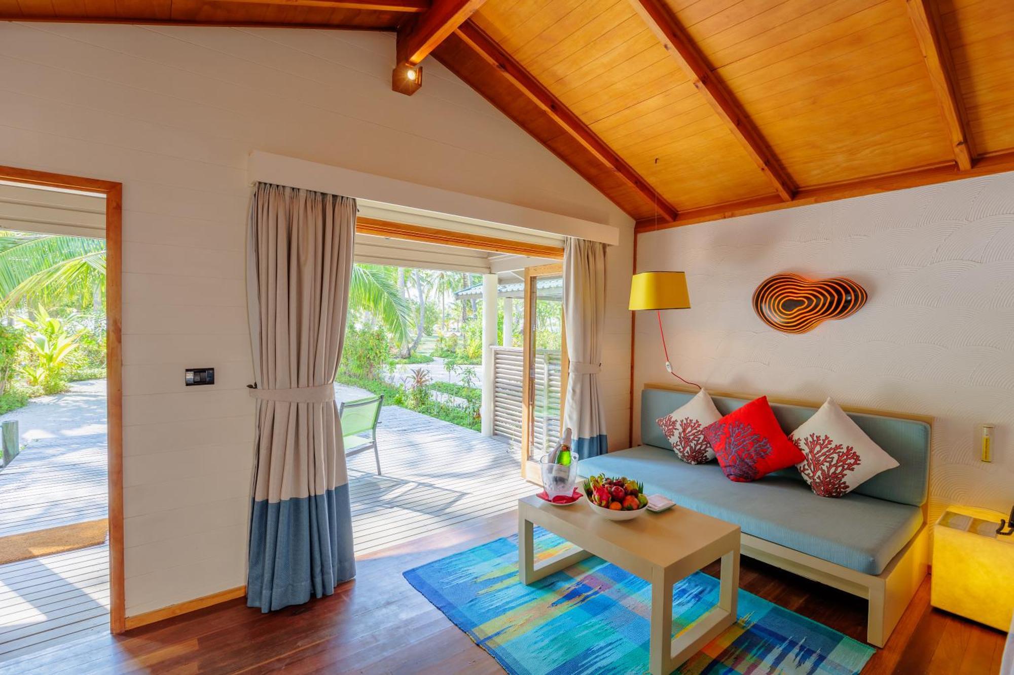 Meeru Maldives Resort Island Dhiffushi Room photo