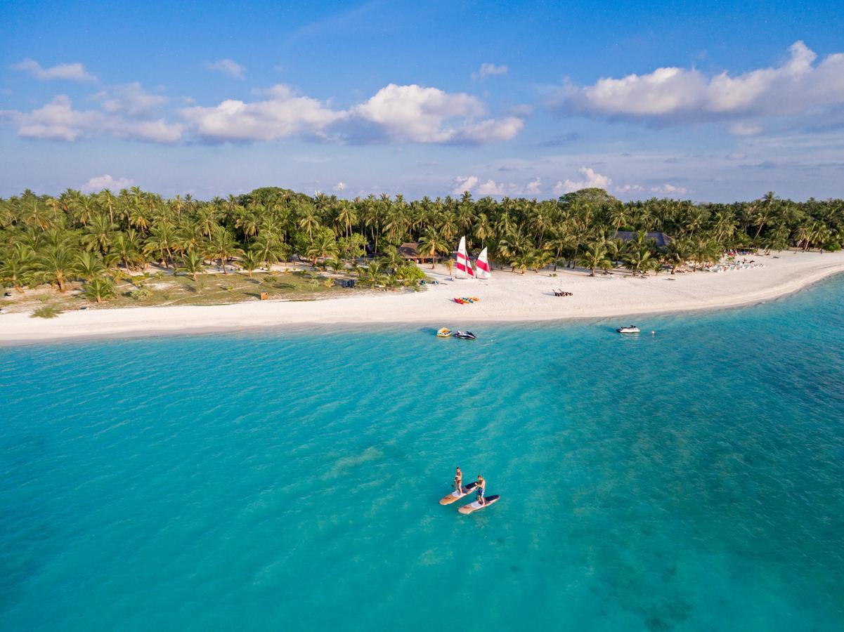 Meeru Maldives Resort Island Dhiffushi Exterior photo